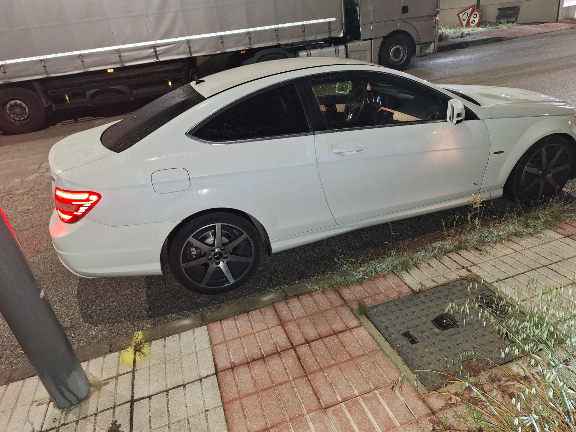 Foto 4 de Coche coupe 