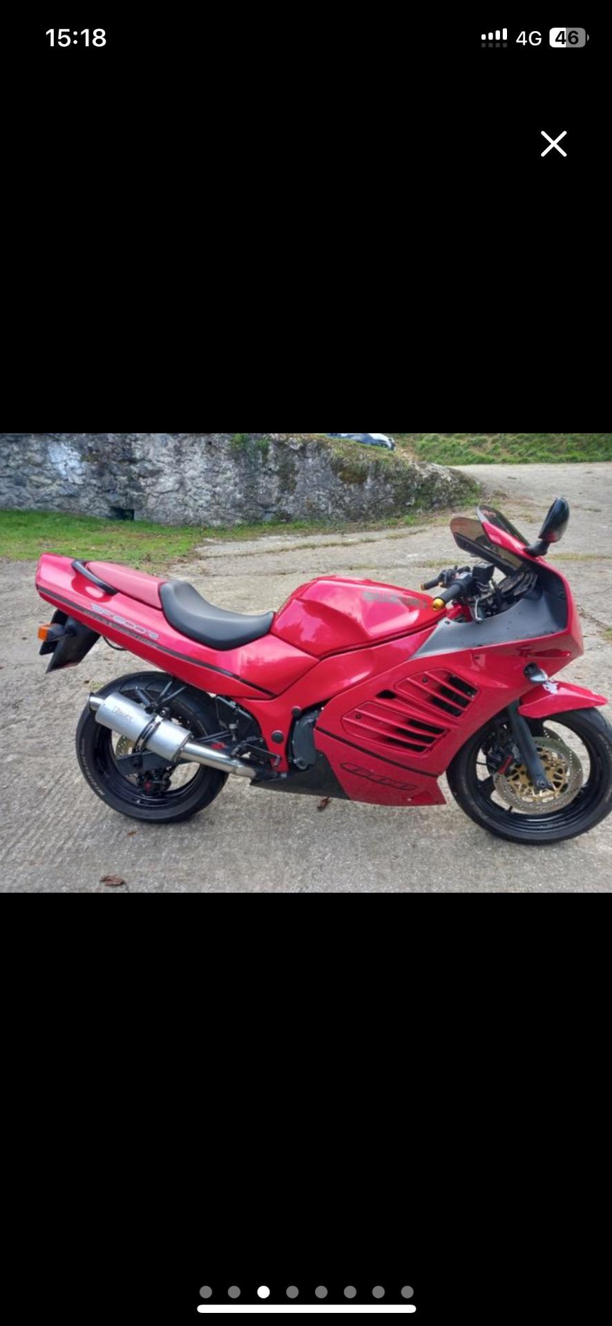 Foto 2 de Suzuki RF 600 R