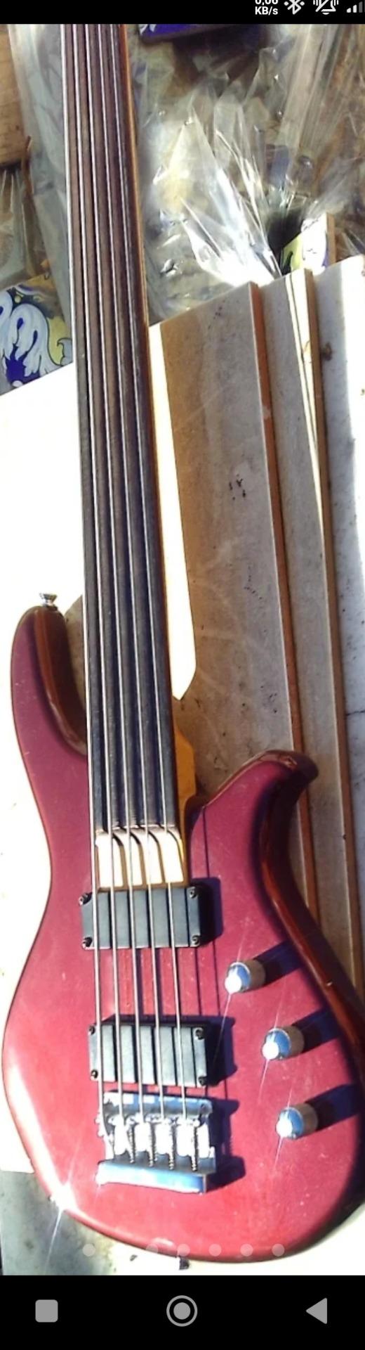 Foto 5 de Scooter 4 tiempos o cambio por bajo 6 cuerdas