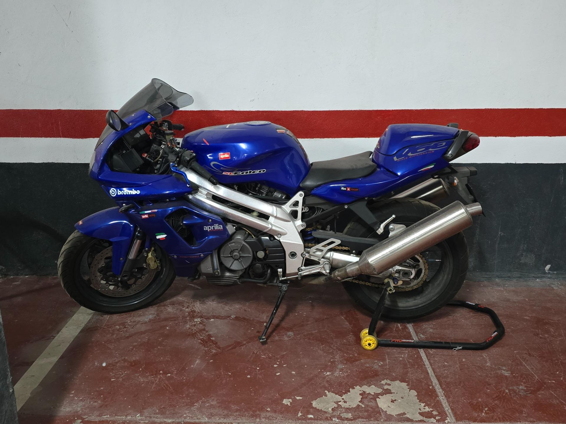 Foto 2 de Moto aprili falcon 1000