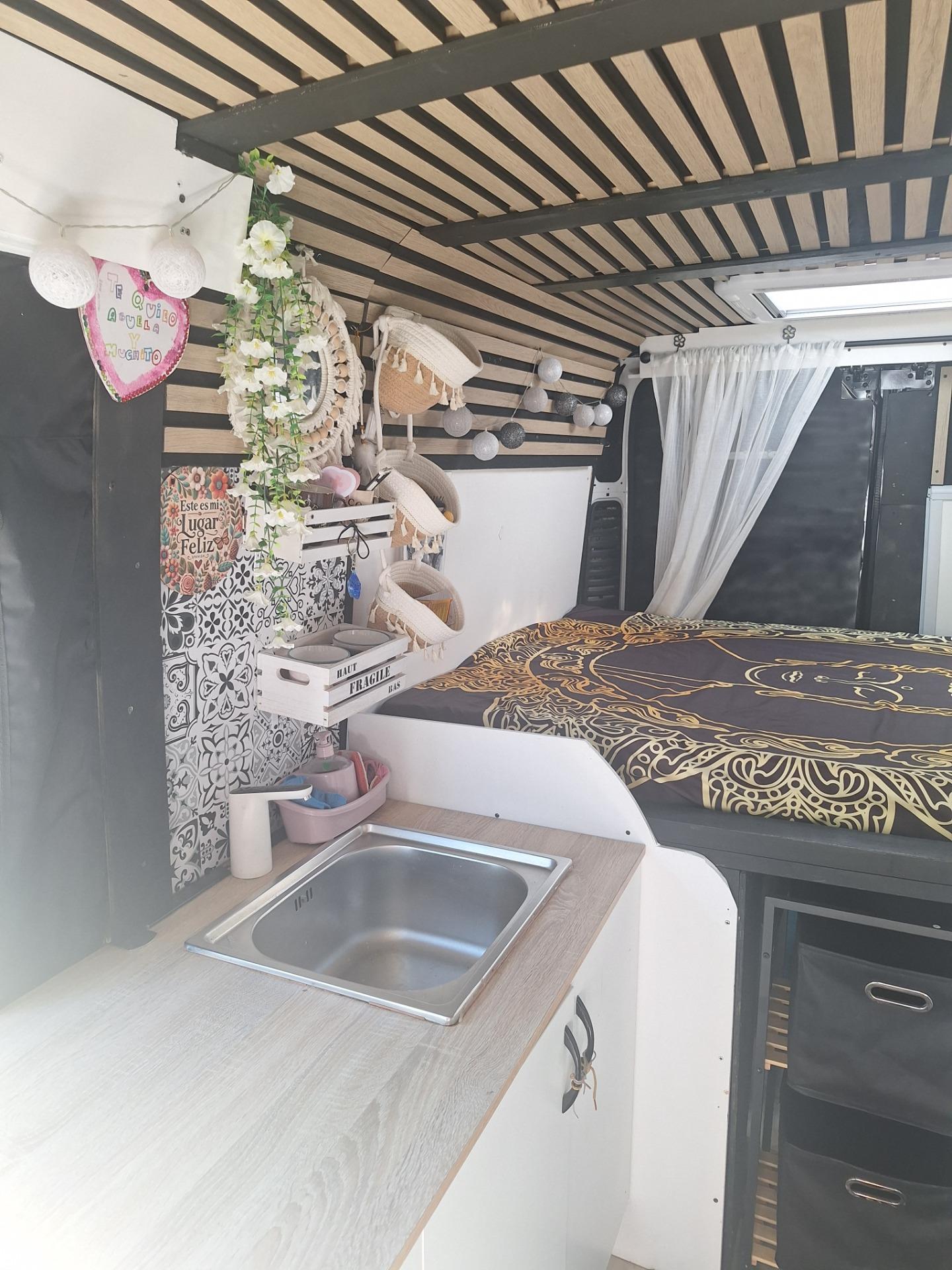 Foto 6 de PEUGEOT BÓXER L3H2 AÑO 2019 HOMOLOGADA ITV EN VIGOR REVISIÓN HECHA CAMBIO POR AUTOCARAVANA HOO 20.00