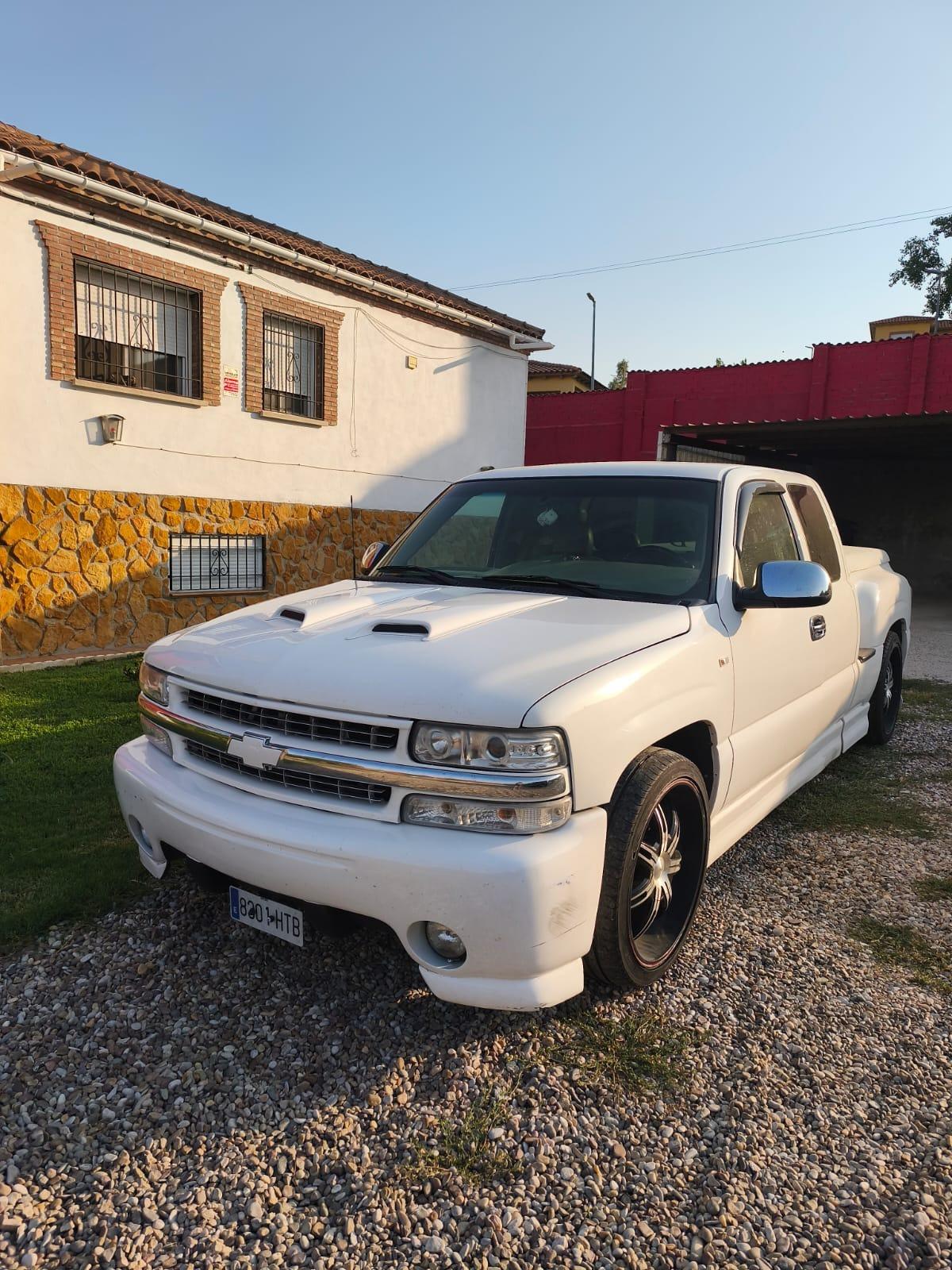 Foto 5 de Chevrolet Silverado 1500 cambio por Mercedes Vito Viano Marco Polo 