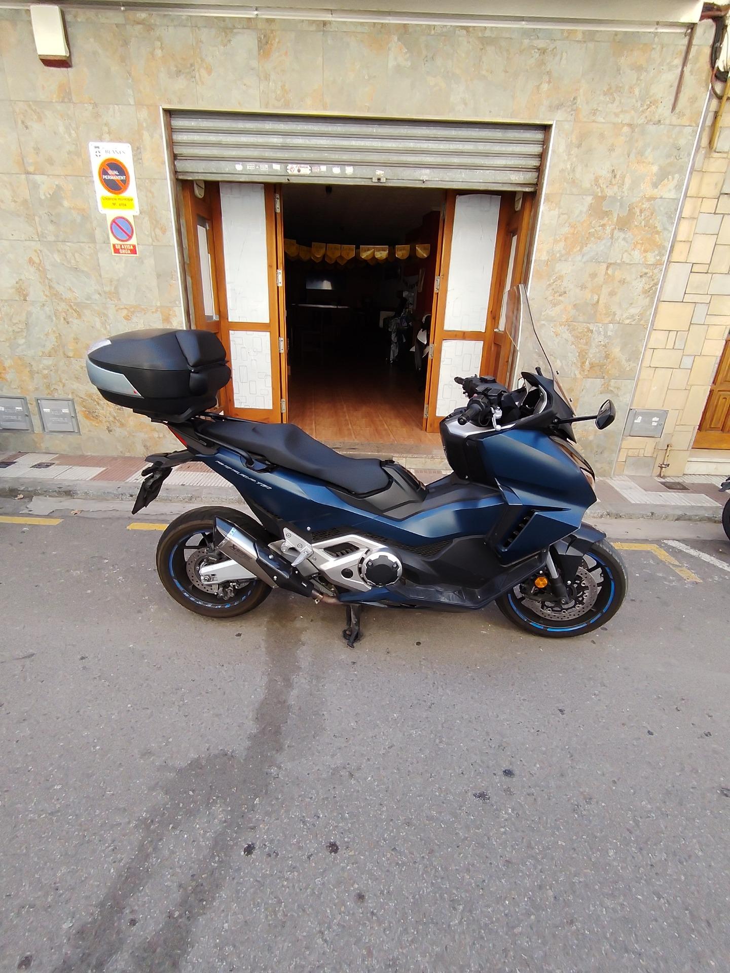 Foto 1 de Honda Forza 750