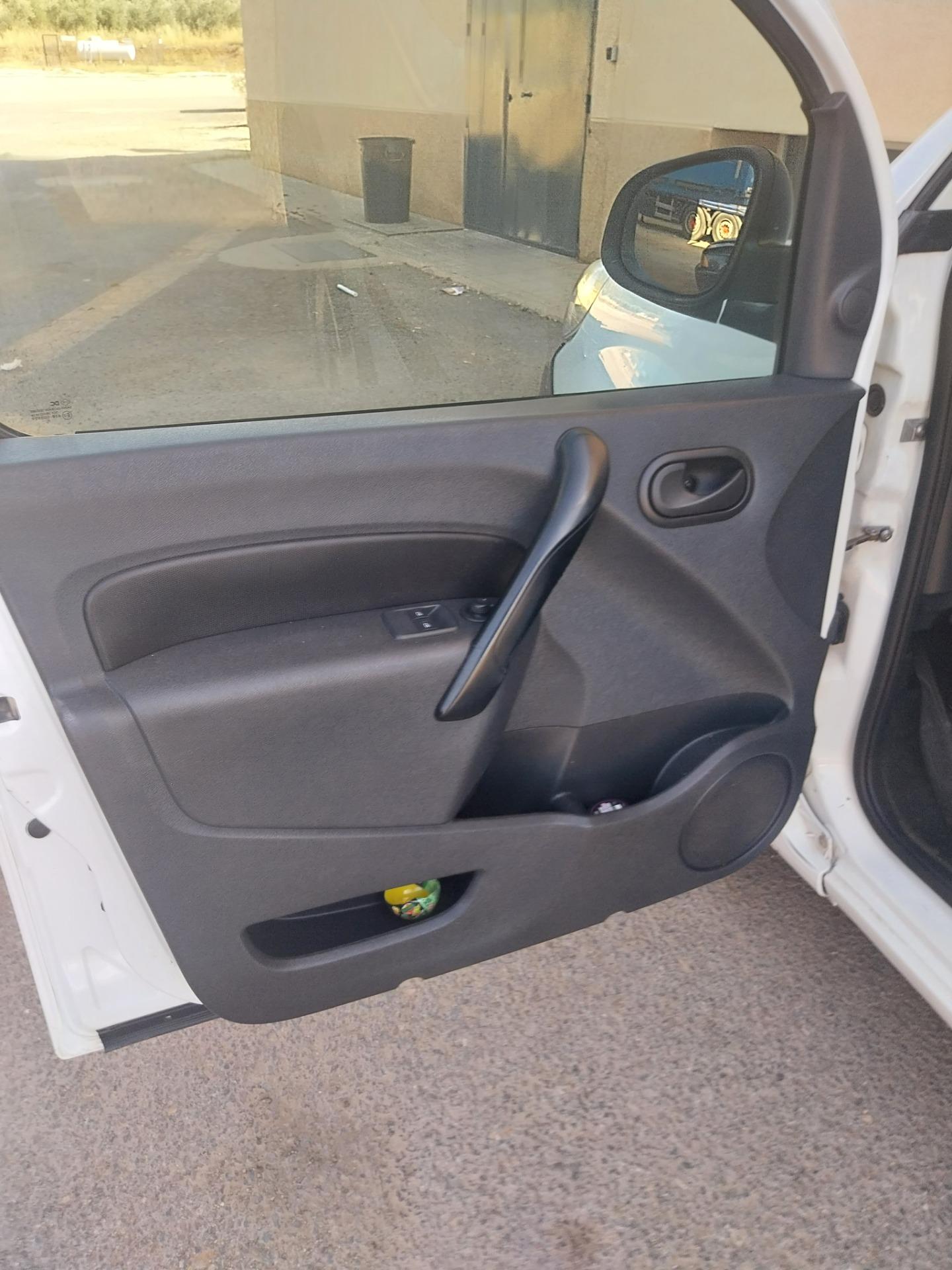 Foto 7 de se cambia por coche deme interés que me interese el cambio