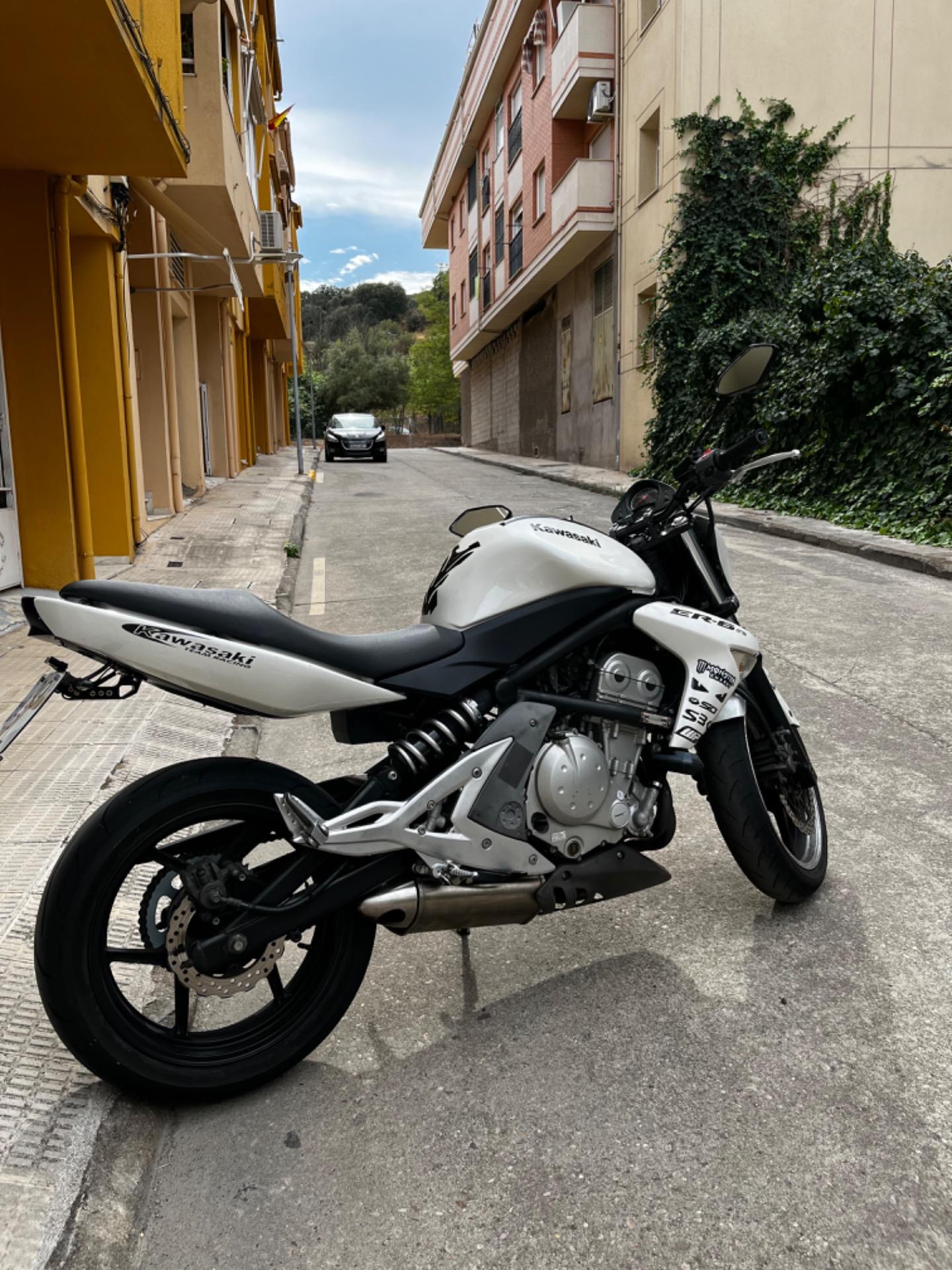 Foto 5 de Kawasaki er6n