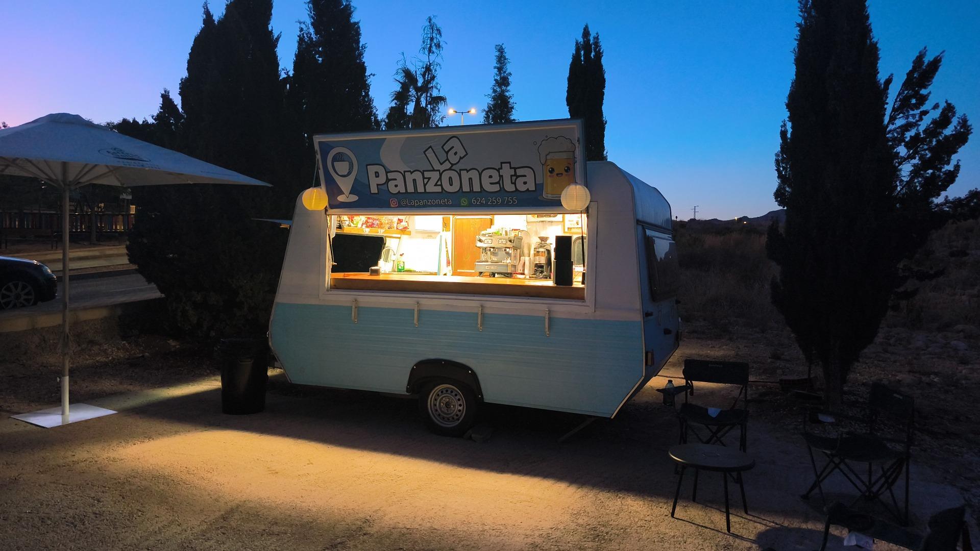 Foto de Food truck + Aseo minusválidos 