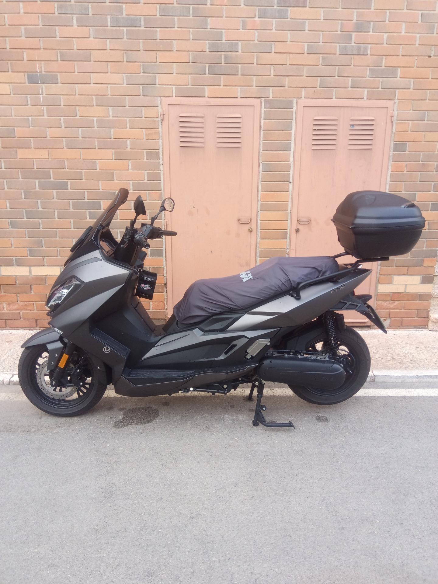 Foto 3 de Scooter Electrica Nerva Exe