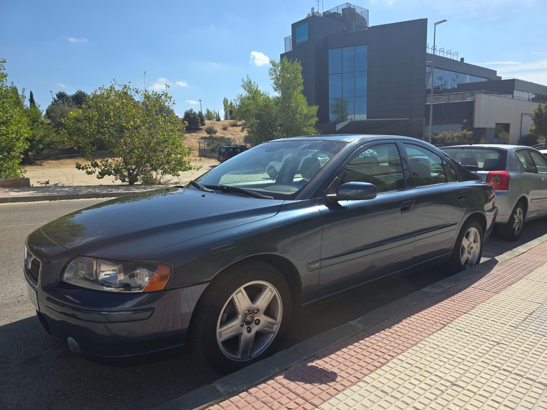 Foto 1 de Volvo s60 2.4i