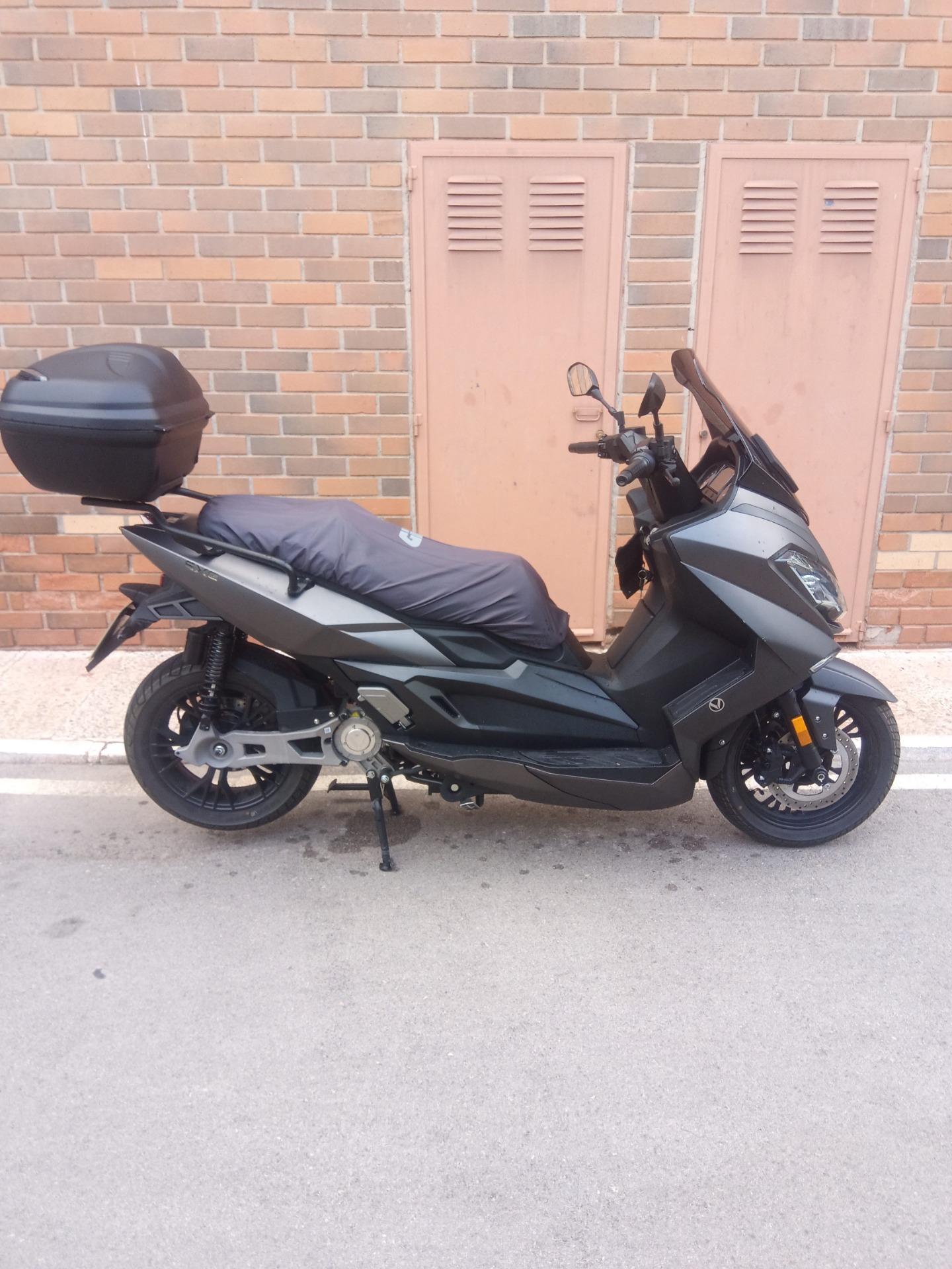 Foto 2 de Scooter Electrica Nerva Exe