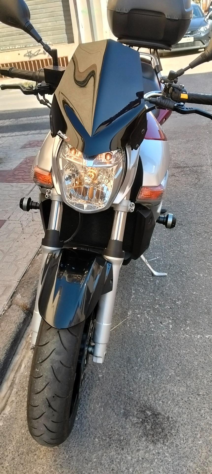 Foto 4 de Suzuki GSR 600