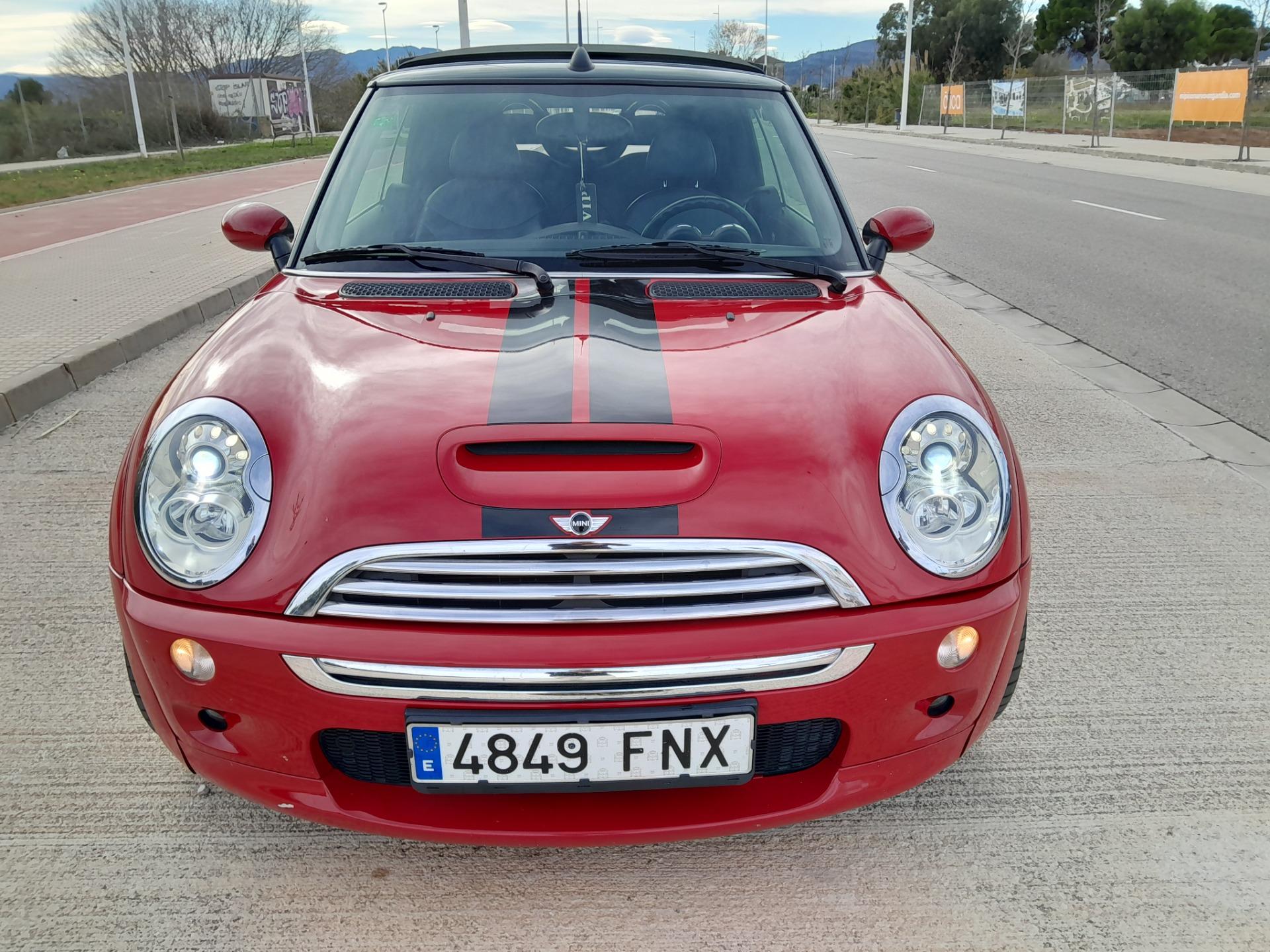 Foto 7 de Cambio Mini S de 2004 con muy pocas km.valorado a 8000€.es perfecto.  