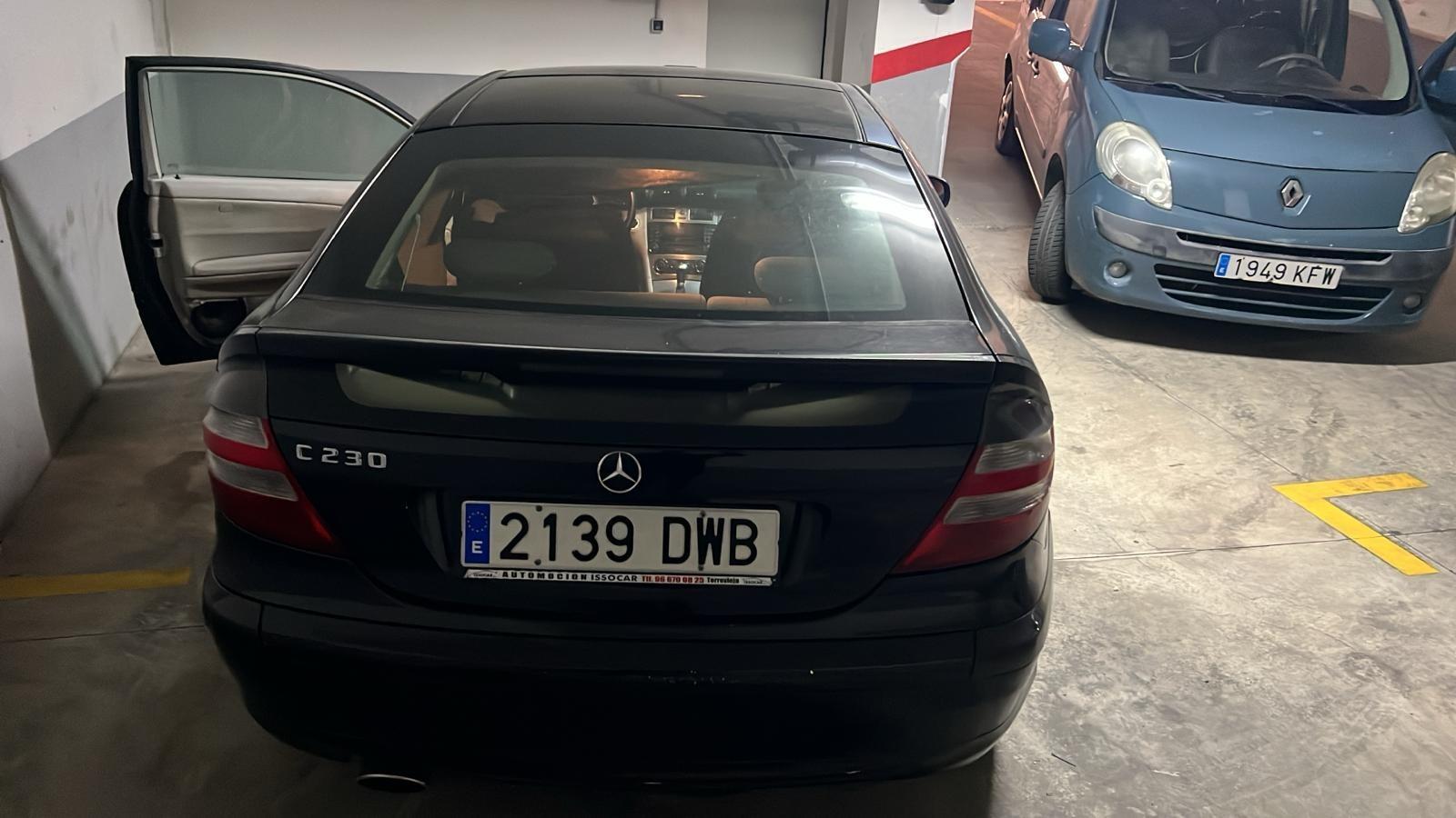 Foto 3 de Mercedes C 230 sport cupe v6