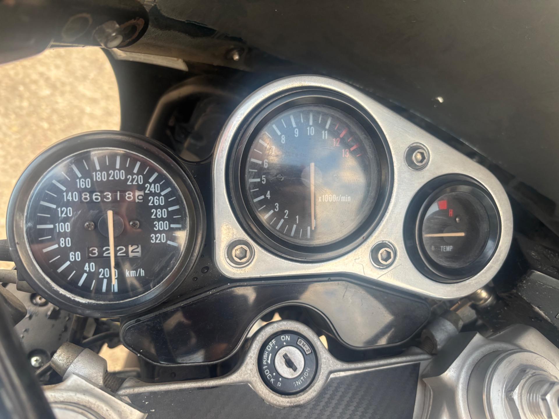 Foto 3 de Suzuki Gsx-R 1100