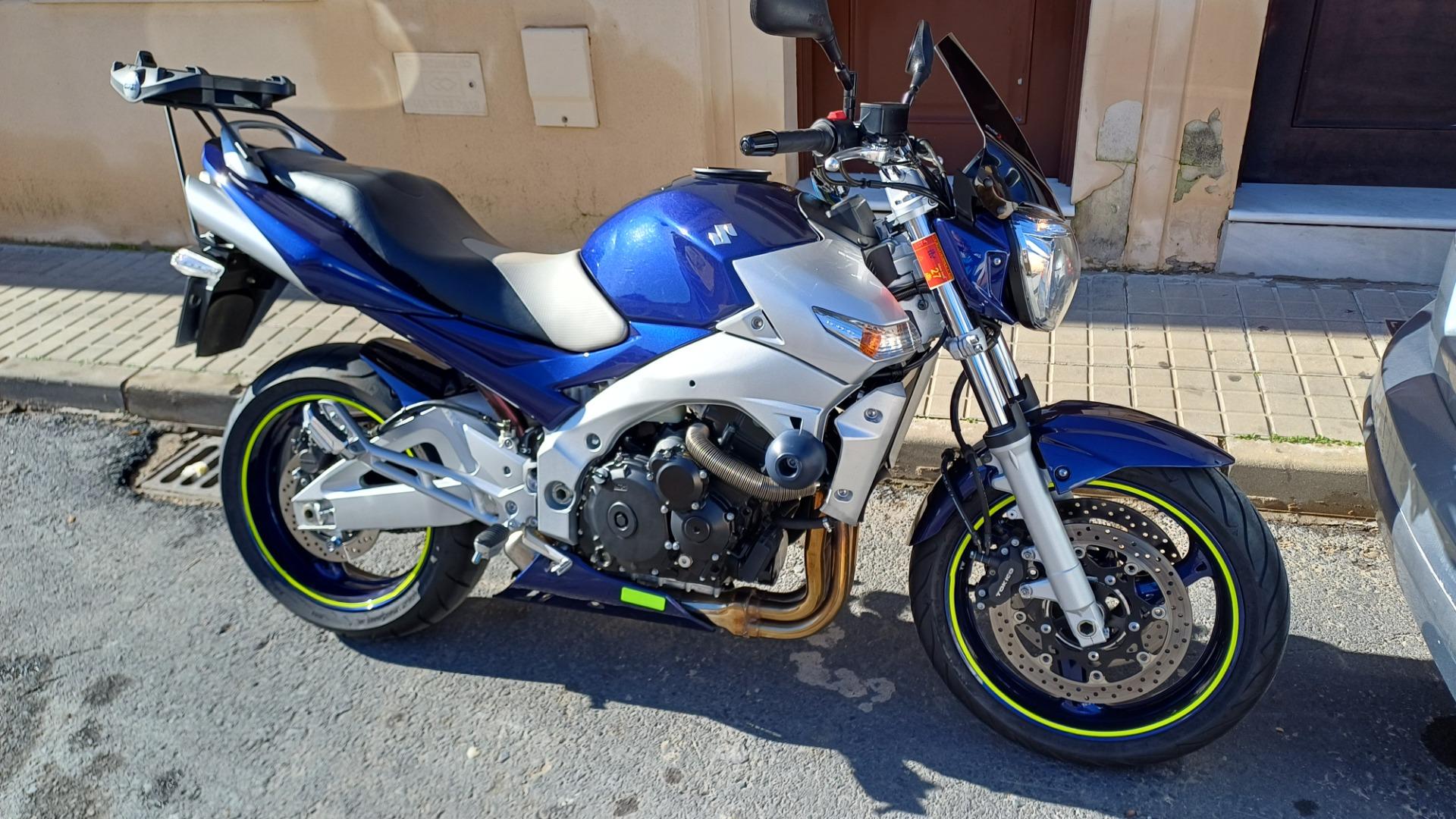 Foto 8 de Suzuki  GSR 600