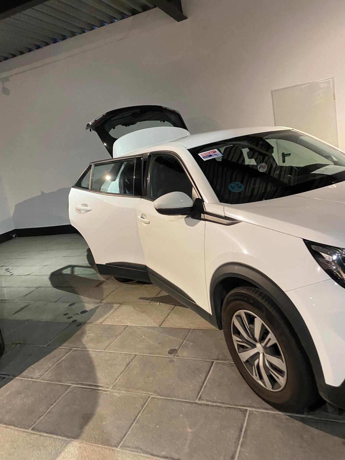 Foto de Peugeot 2008 Diésel (2021)