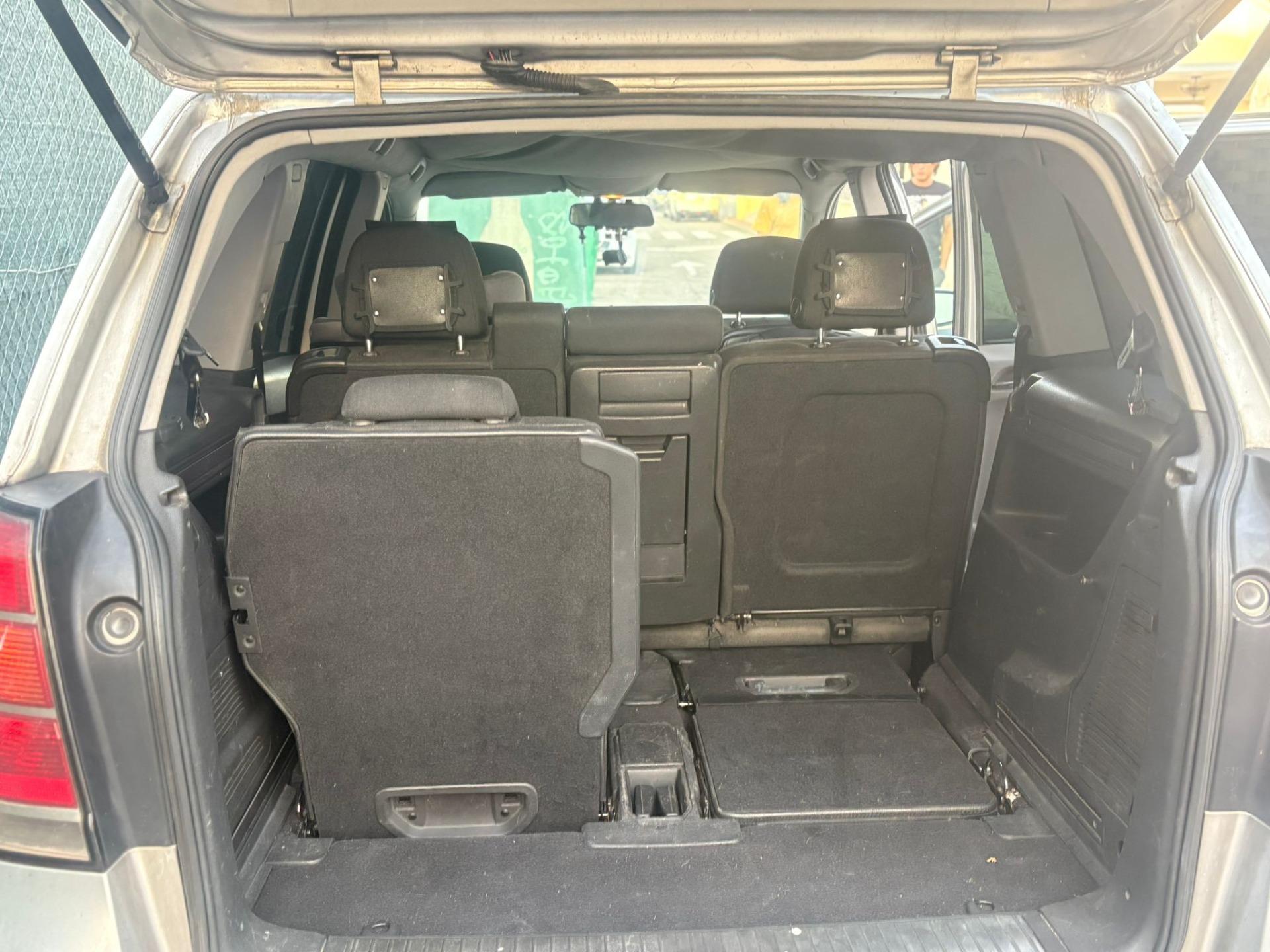 Foto 6 de Opel zafira b 2006 1.9 150caballos 7 plazas