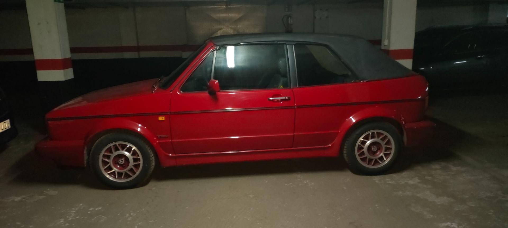 Foto de vw golf mk1 cario Karman de 1992con 247.000 kmts.