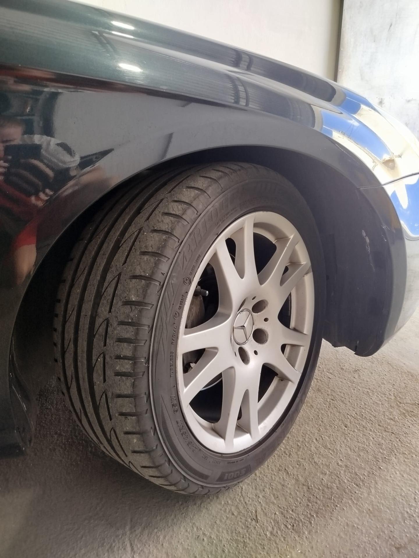 Foto 4 de Mercedes CLS320 