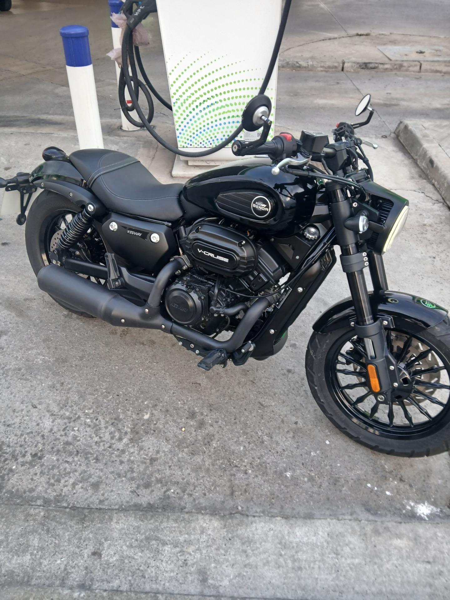 Foto 6 de Una moto Keeway Benda V-cruiser 