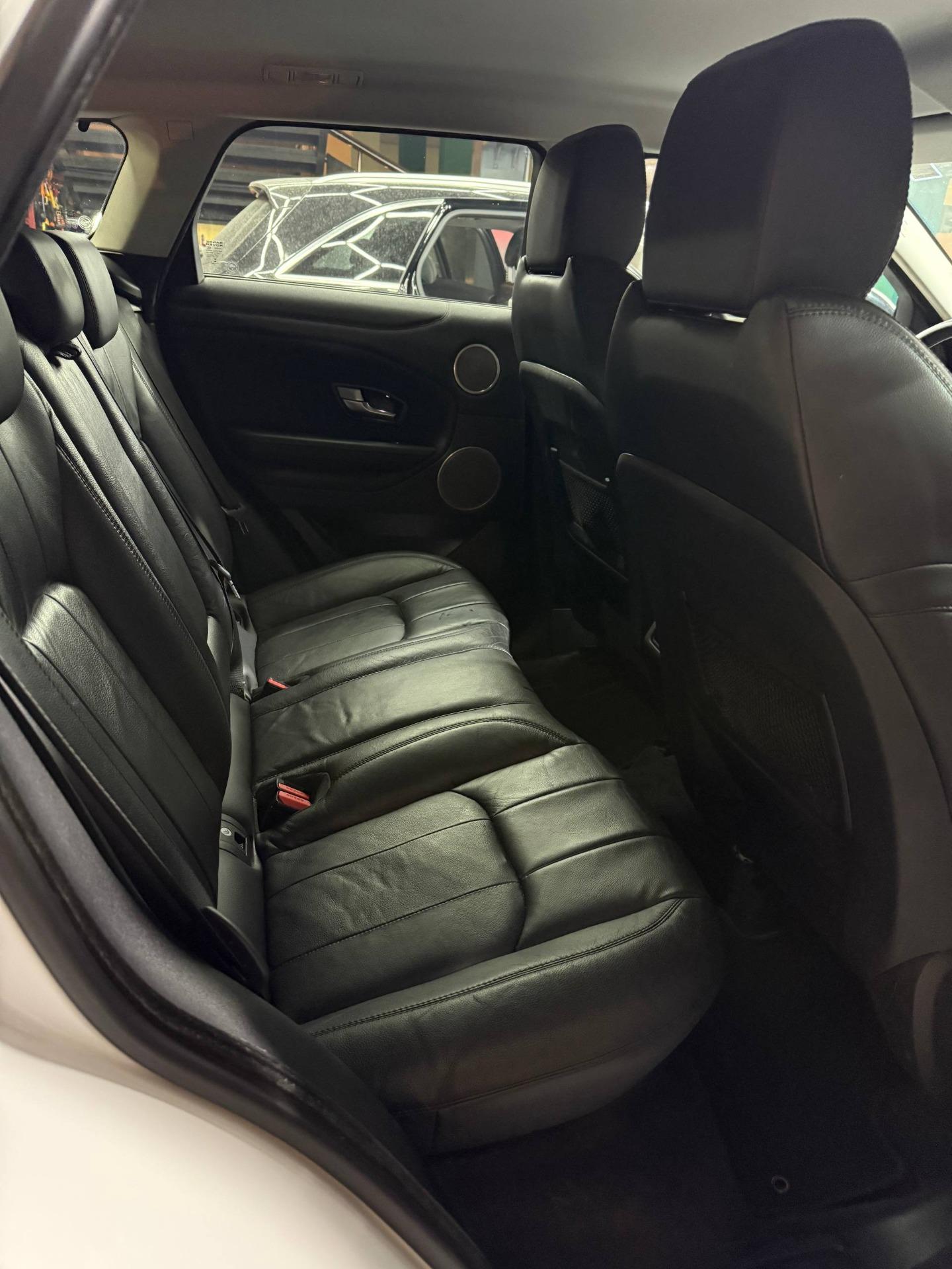 Foto 6 de Por otro coche 