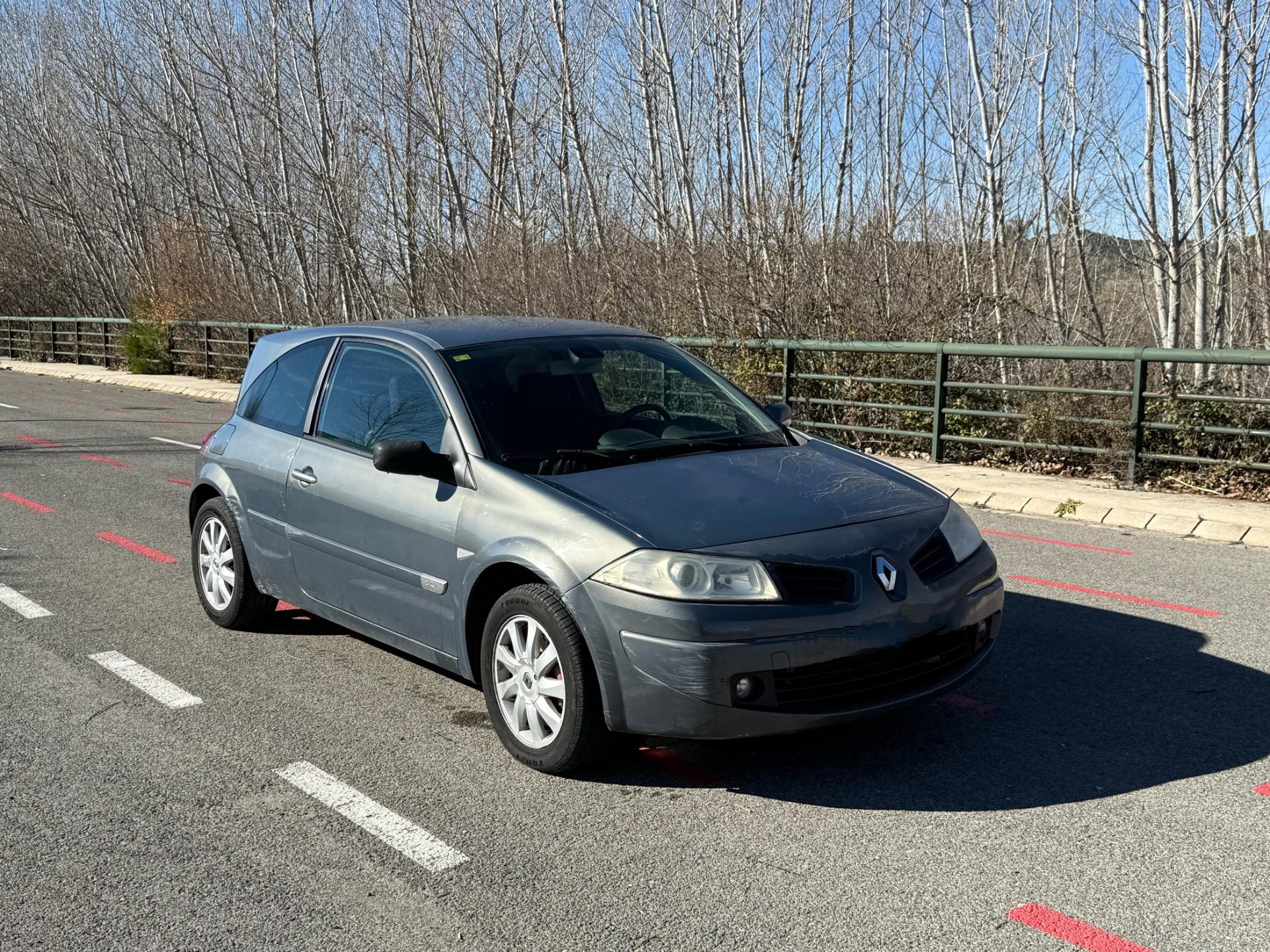 Foto 4 de Renault megane 3p 1.5dci 105cv 2007