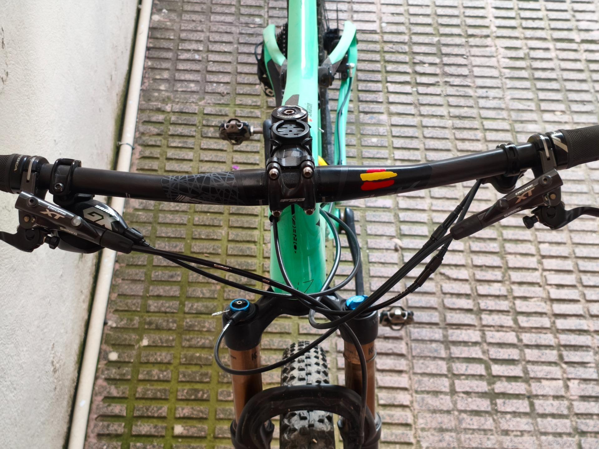 Foto 2 de Bicicleta Orbea Oiz Talla XL M10 full Carbón 