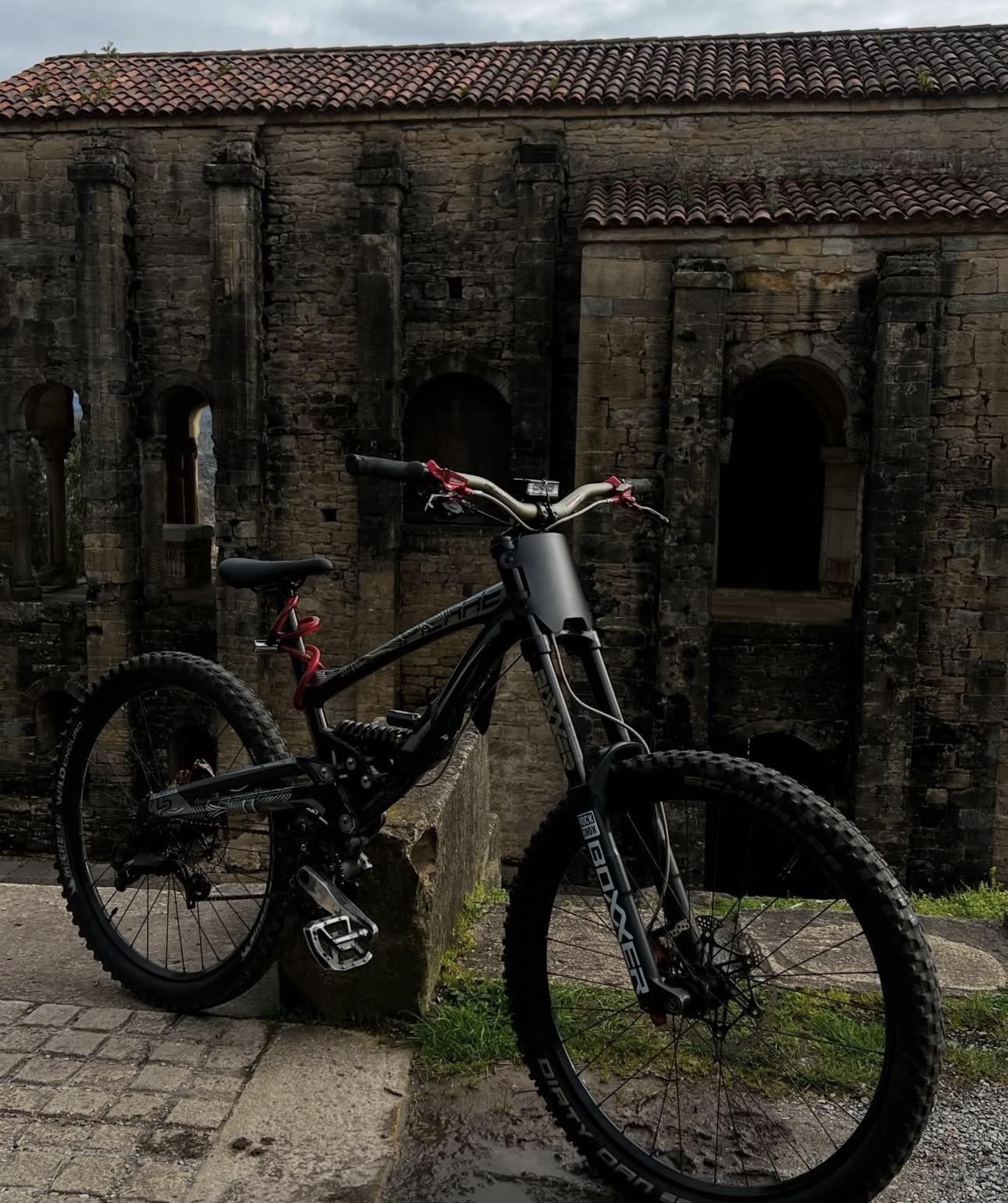 Foto de Bici Donwhill