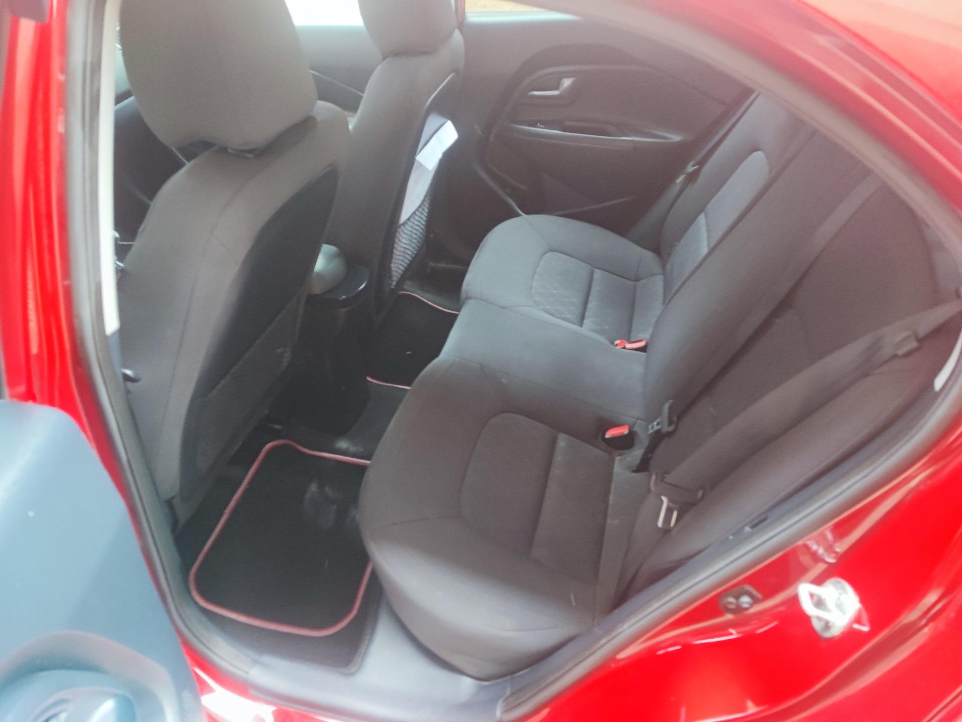 Foto 8 de Kia rio 2016 ecotech eurouefa 