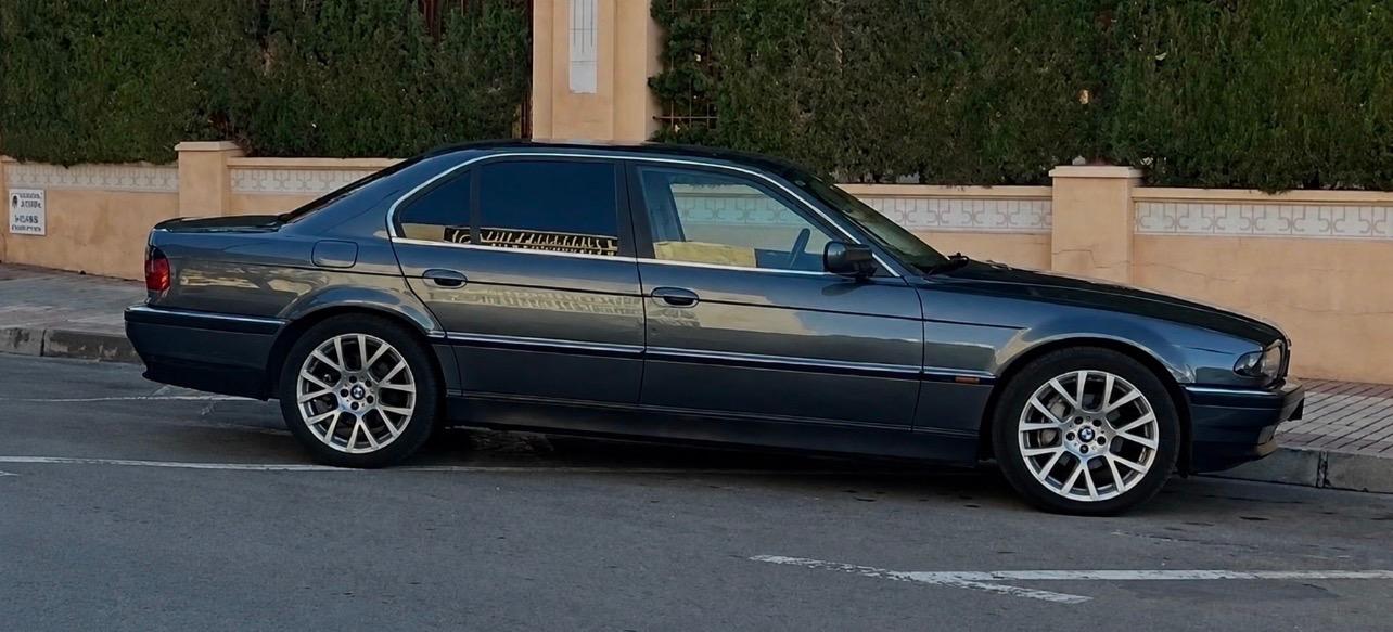 Foto 9 de BMW serie 7 e38 730da