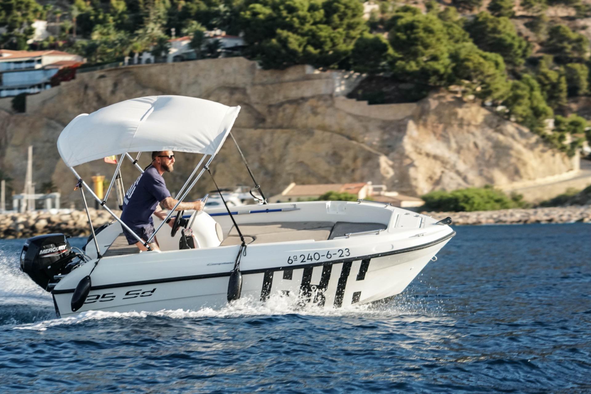 Foto de Barco para 5 personas, sin necesidad de titulación