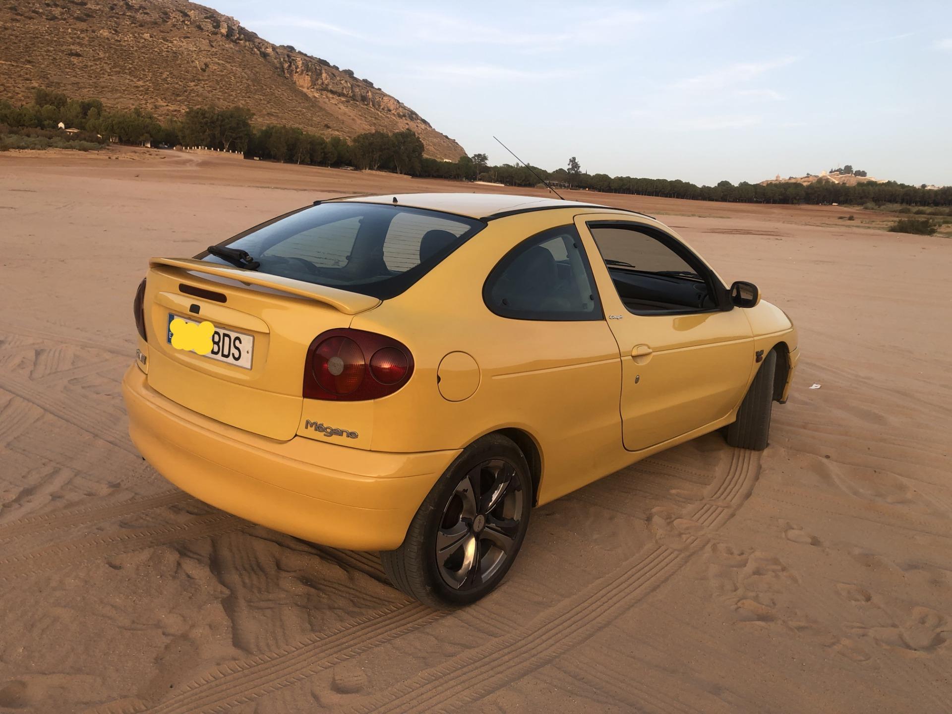 Foto 2 de Renault Megane coupe diesel