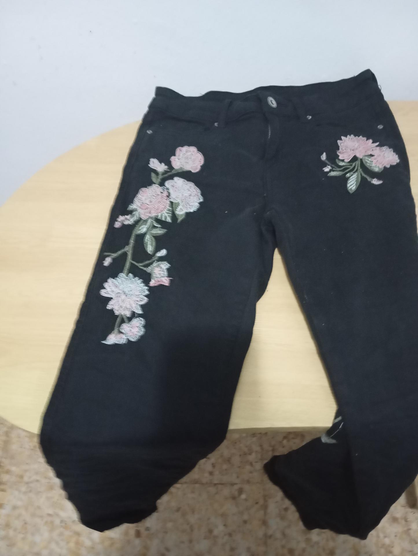 Foto 4 de lote de  ropa y lenceria