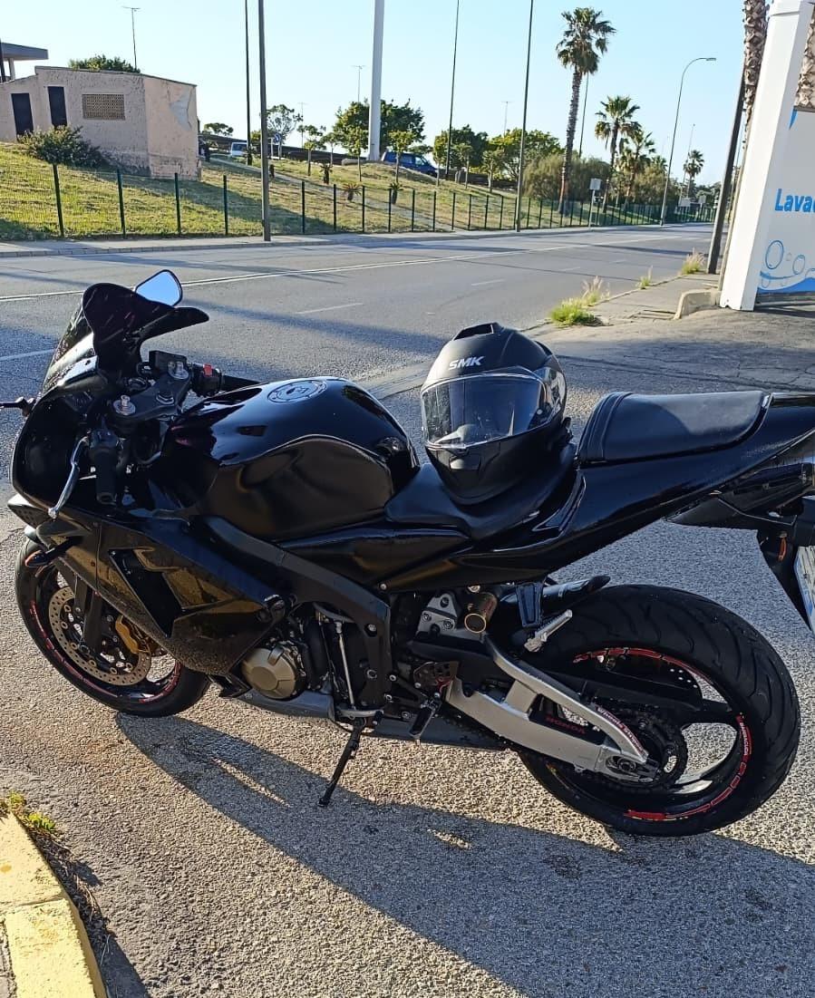 Foto 2 de CBR 600 RR 2004