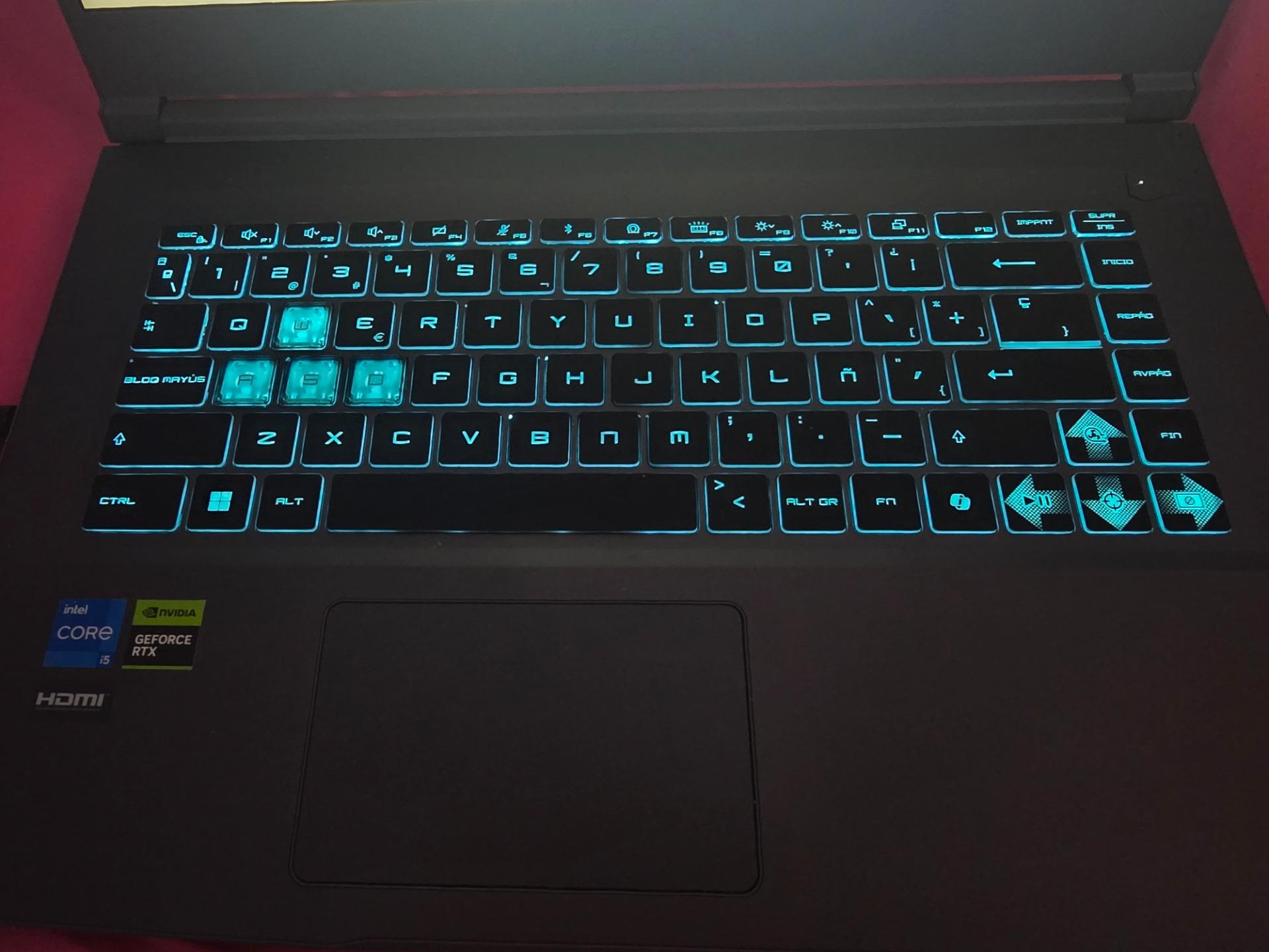 Foto 3 de Portatil MSI Thin B12UC-1680XES