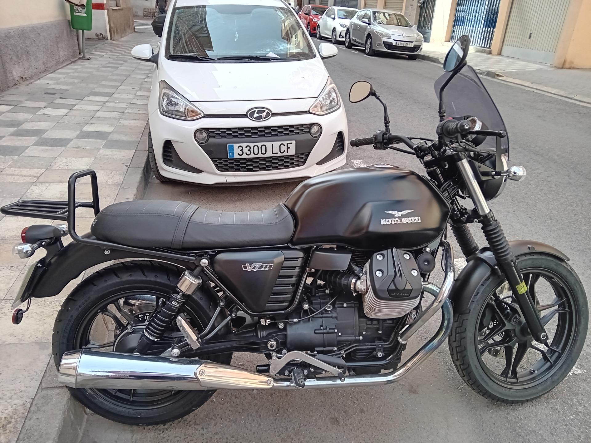 Foto 3 de Guzzi v7 stone 