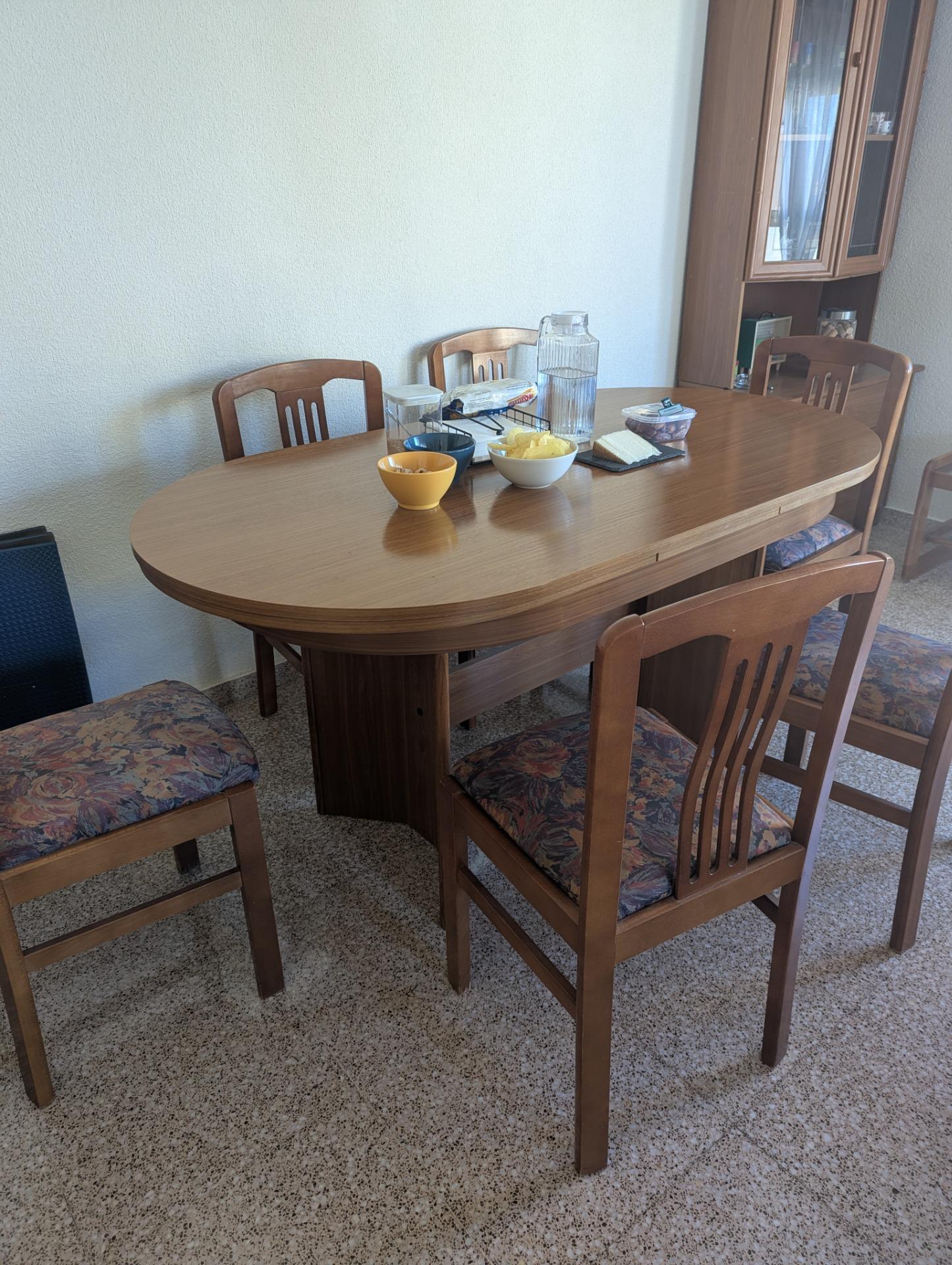 Foto 2 de Mesa de comedor