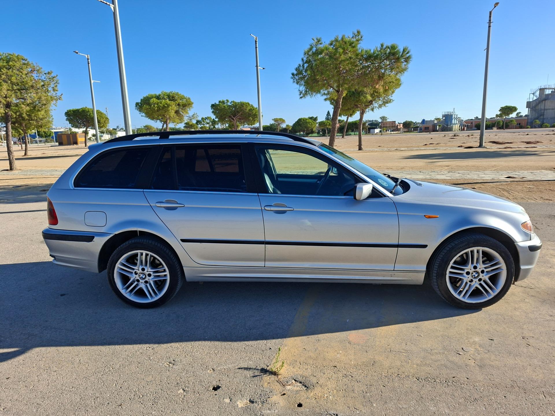 Foto 4 de Bmw 330 xi touring