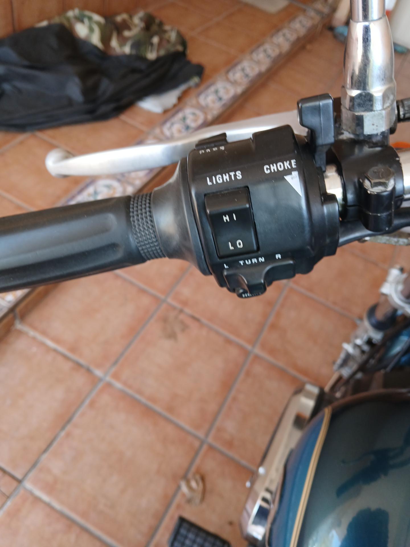 Foto 3 de KAWASAKI VULCAN VN 750