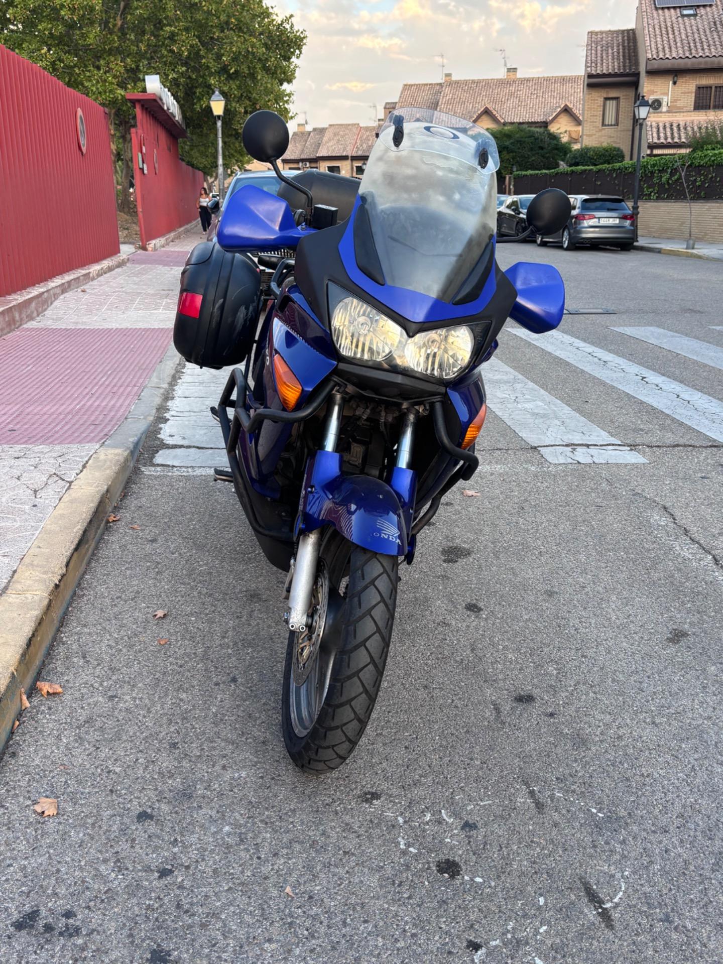 Foto de HONDA VARADERO XL 1000