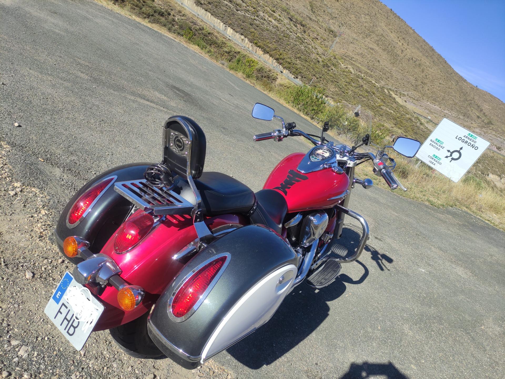 Foto 2 de Kawasaki Vulcan VN 900 2007 74000 km