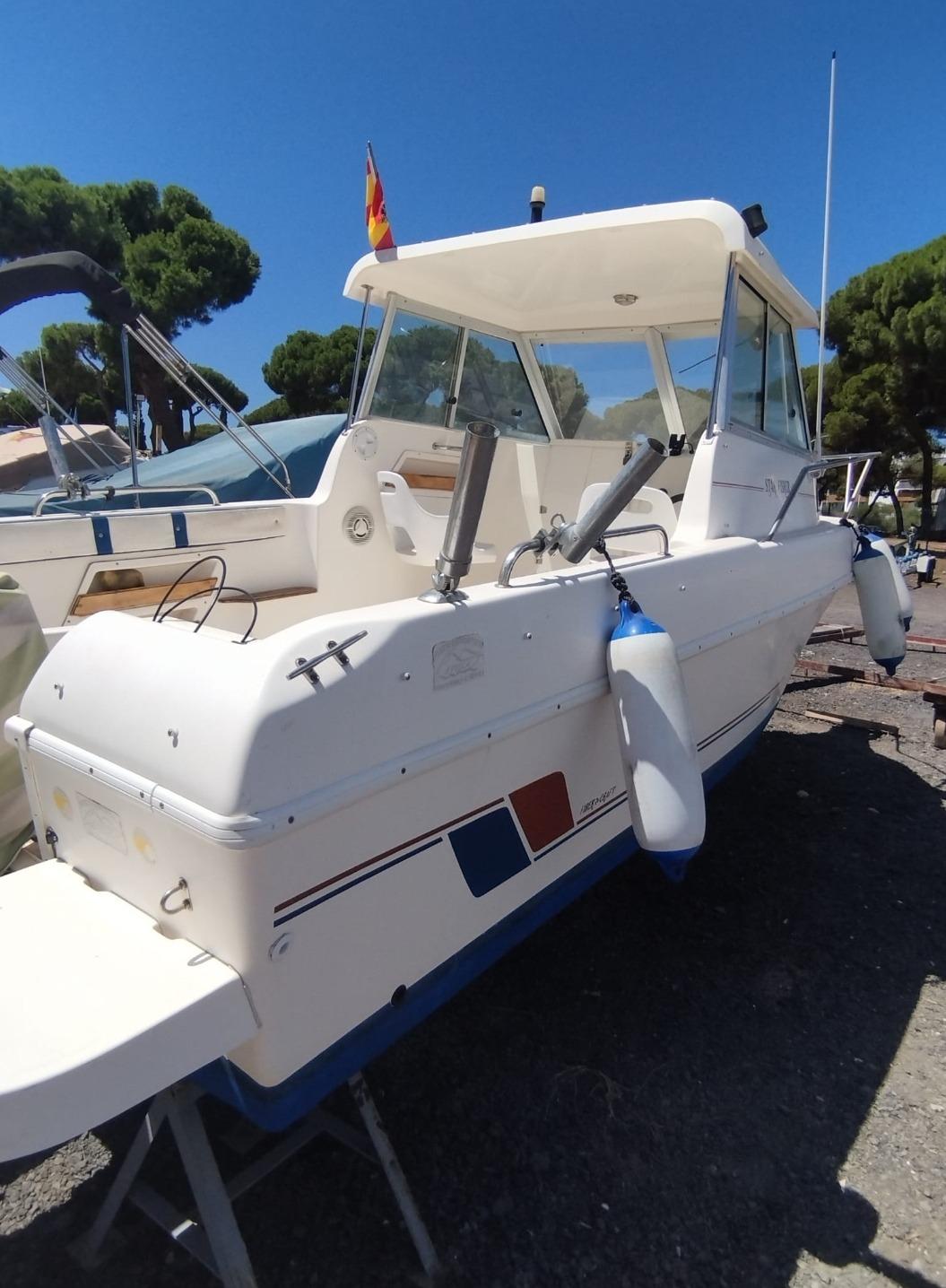 Foto 2 de Embarcación starfisher cabinada tohatsu 90 hp