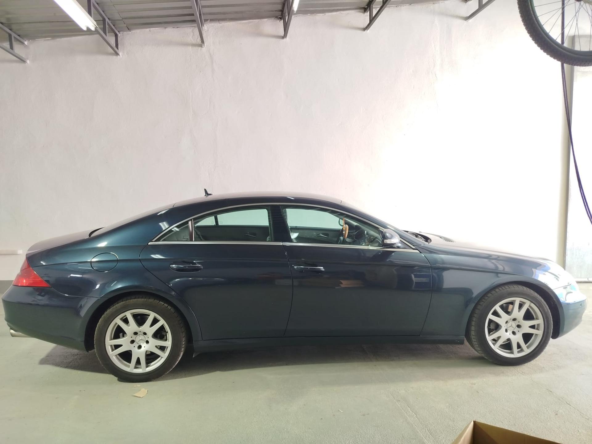 Foto de Mercedes CLS320 