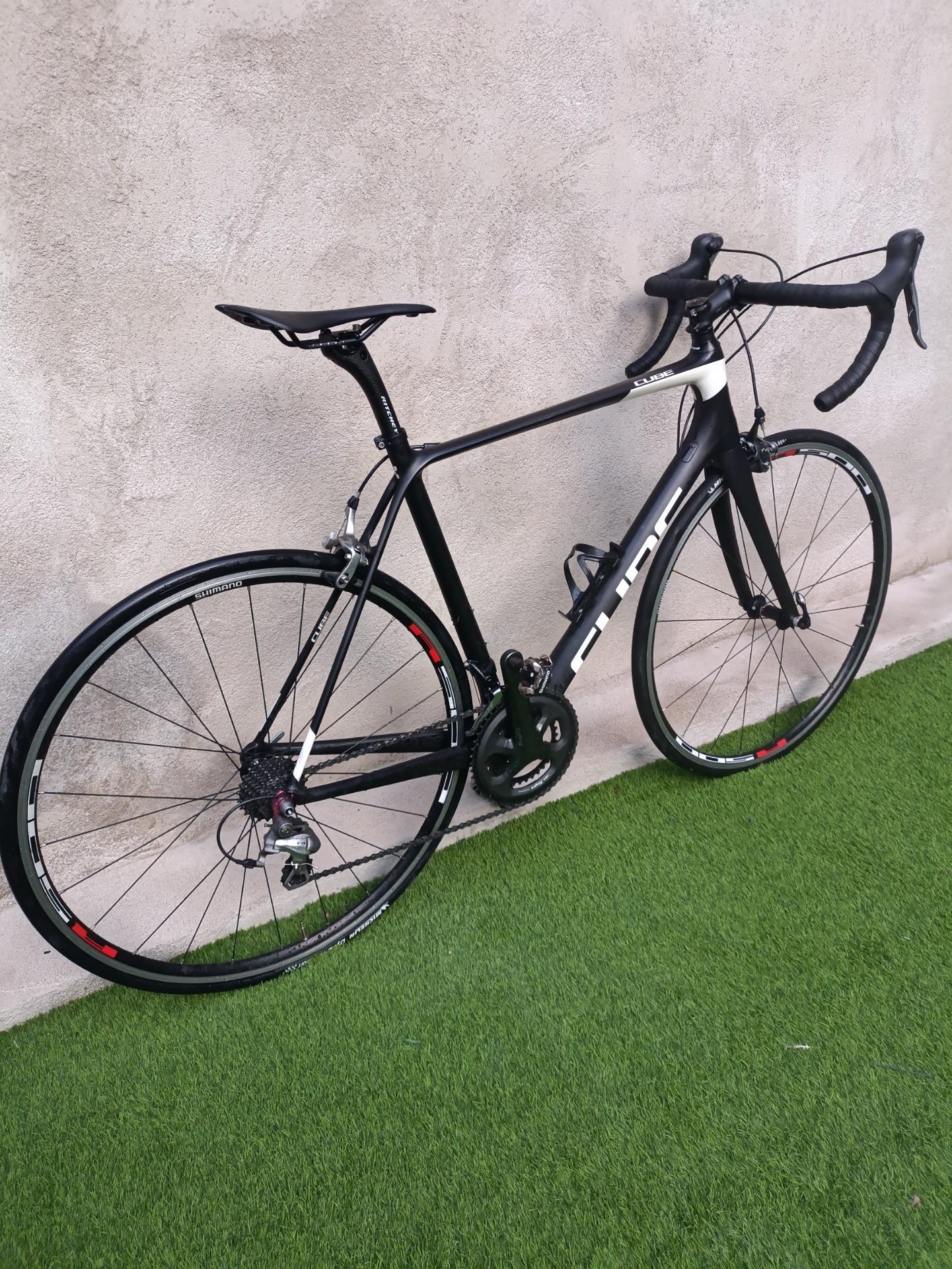 Foto de Cube Agree GTC full carbono carretera 