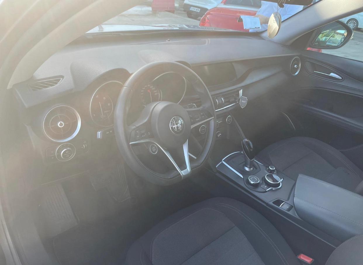 Foto 5 de Alfa Romeo Stelvio 