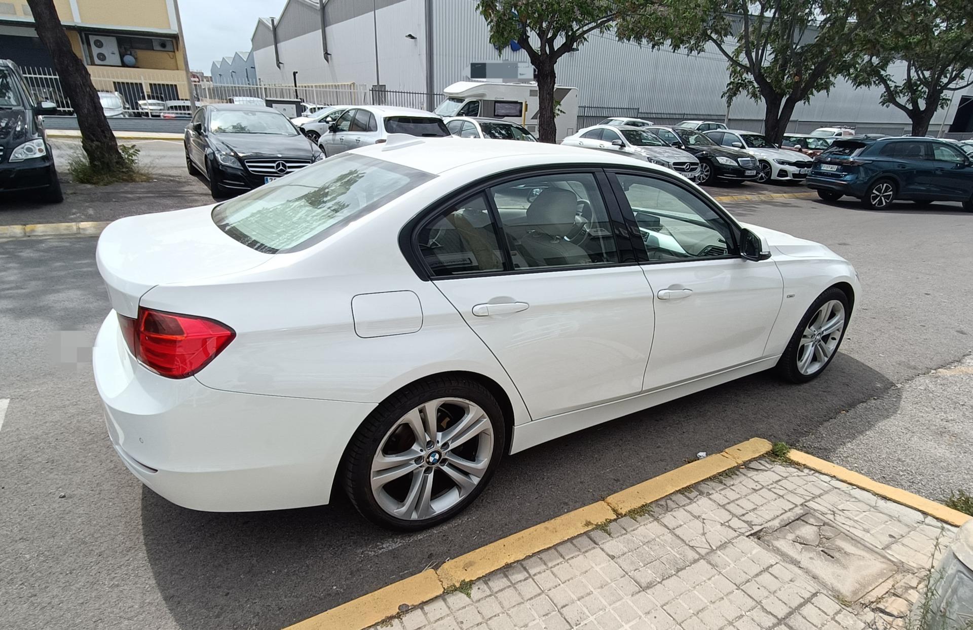 Foto 5 de BMW 330d 