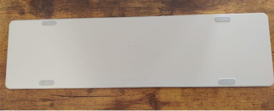 Foto 4 de Mac mini M2 16GB y teclado Magic Keyboard