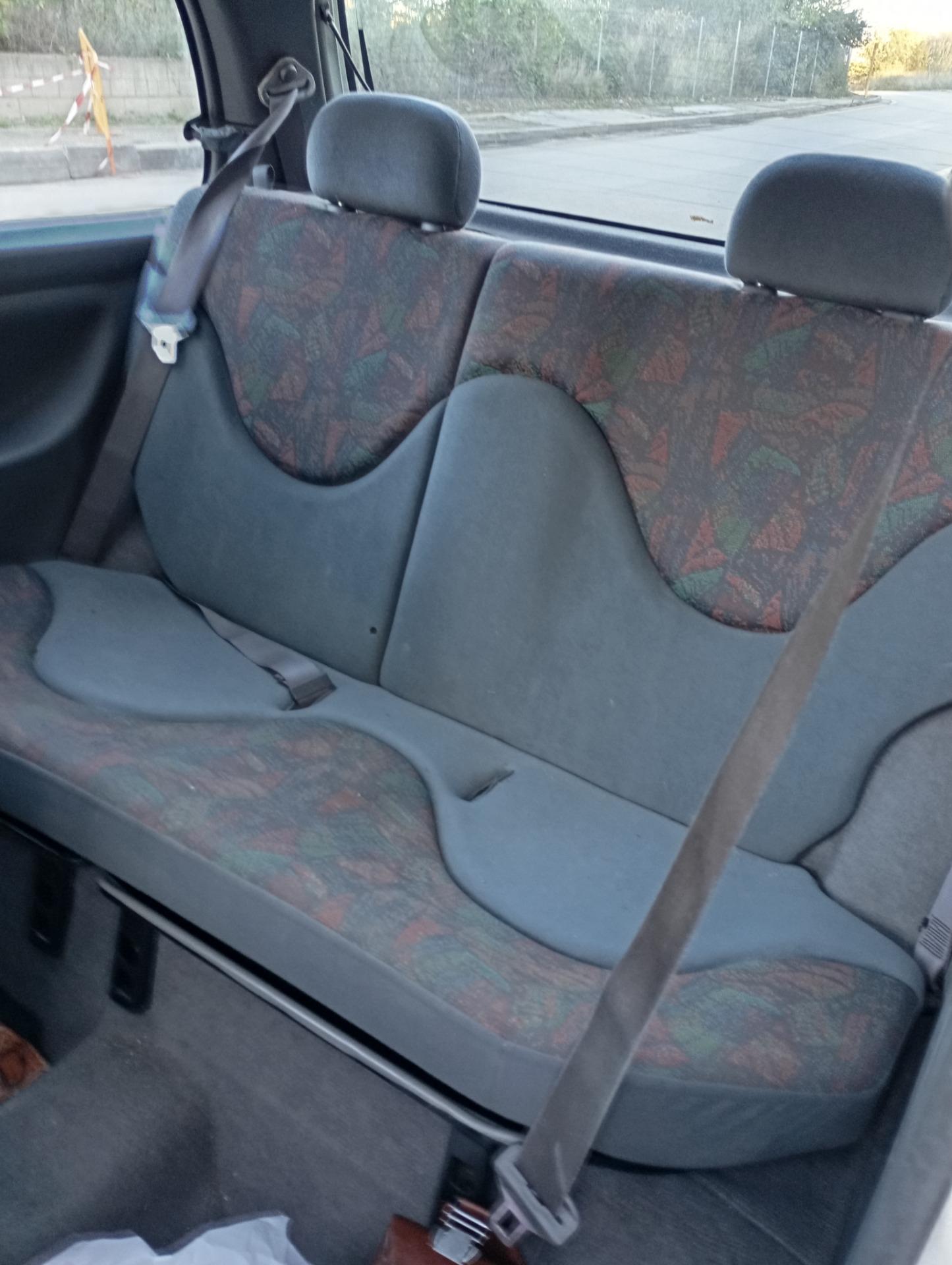 Foto 4 de Nissan micra mk11 de 1992