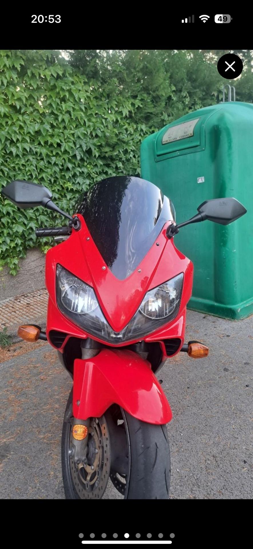 Foto 3 de CBR 600 F4 x Suzuki Vstrom 