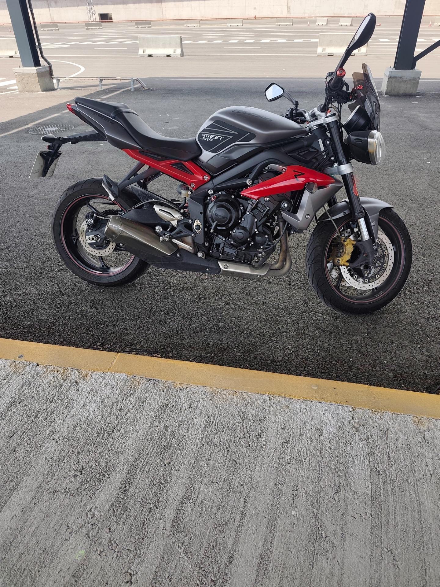 Foto 3 de Triumph strret triple r 
