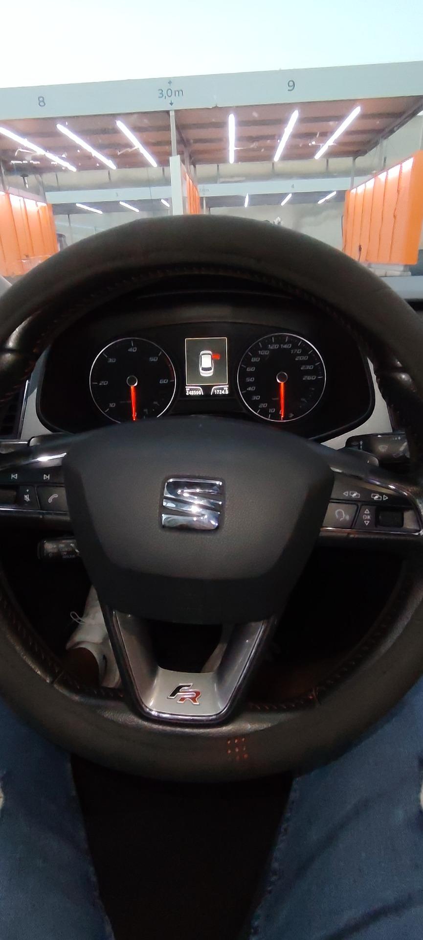 Foto 2 de Seat leon fr st 184cv 2015